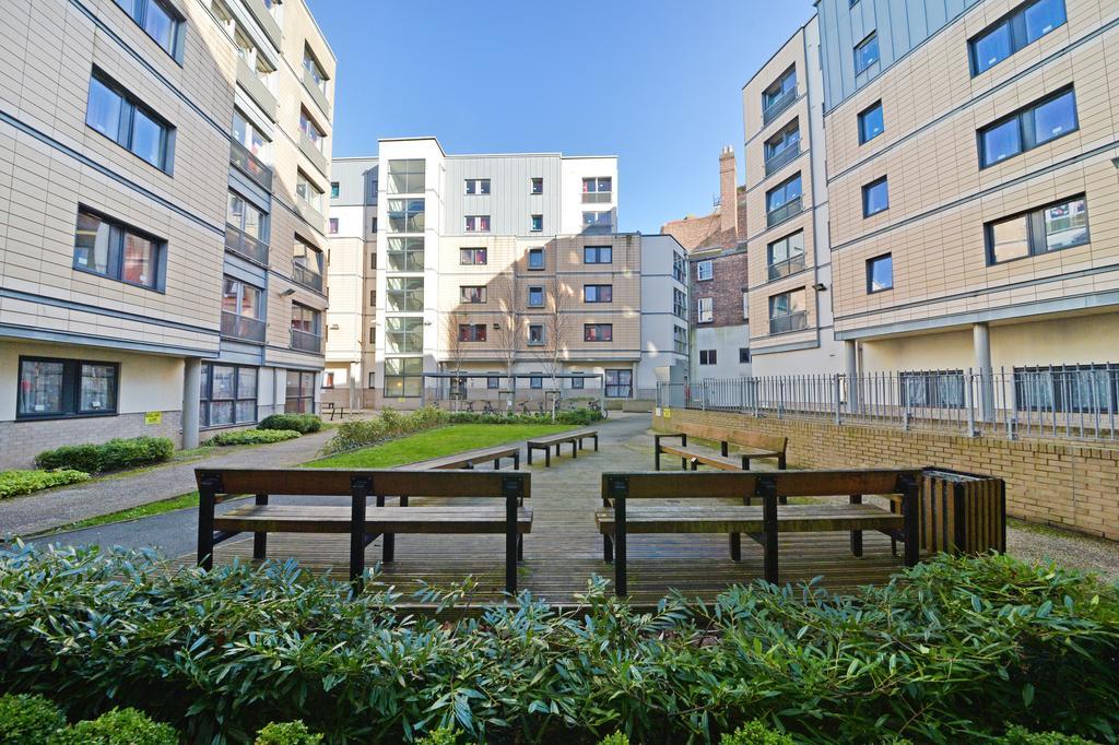 Albert Court Liverpool Luaran gambar